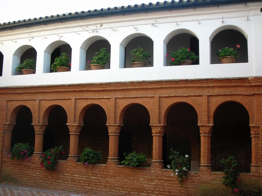 Claustro del Monasterio de la Rábida. Diciembre 2006 by viajeroandaluz