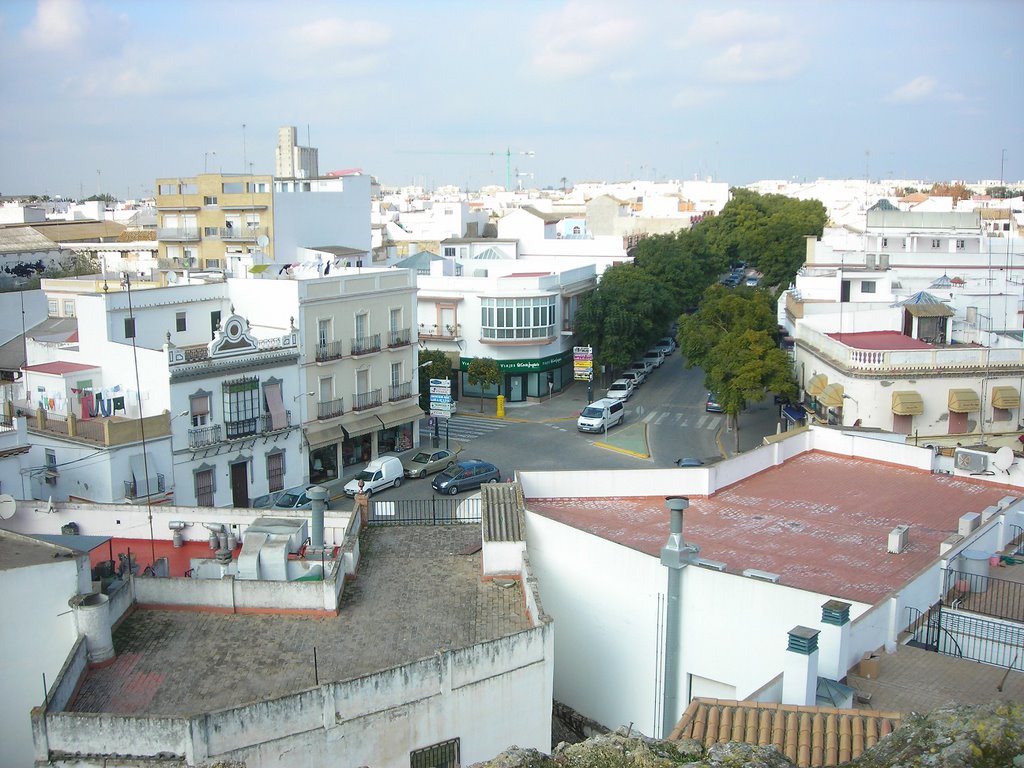 Utrera, blanca y verde, desde el Castillo. Diciembre de 2006 by viajeroandaluz