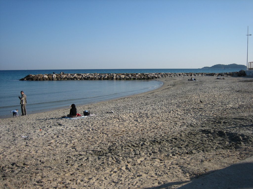 La Ciotat, Avenue Franklin Roosevelt, Beach by Yongdae Kim