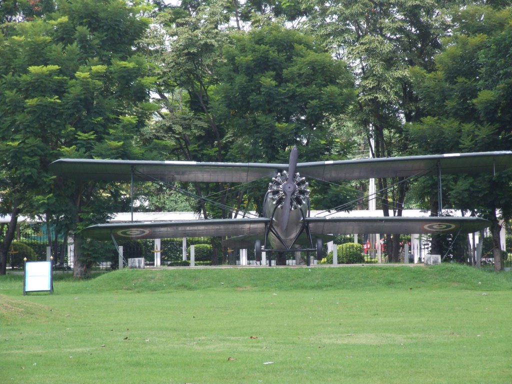 Royal Thai Air Force Museum by hongkong1964