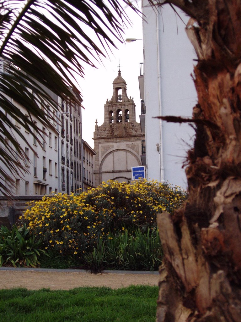 Depuis le Jardin des Exporateurs, Brest by MattKad.