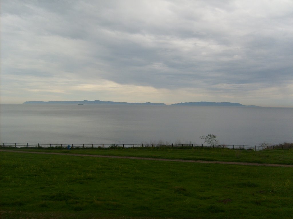 Catalina island viewed from palos verdes dr. by eternalgoof