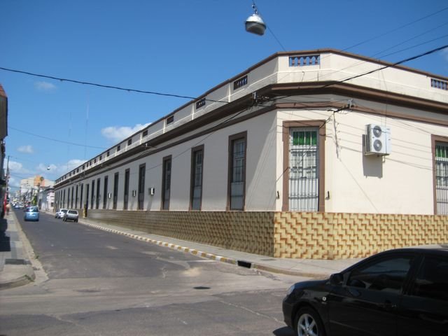 Escuela Misericordia -exterior by Macocco O. Diaz