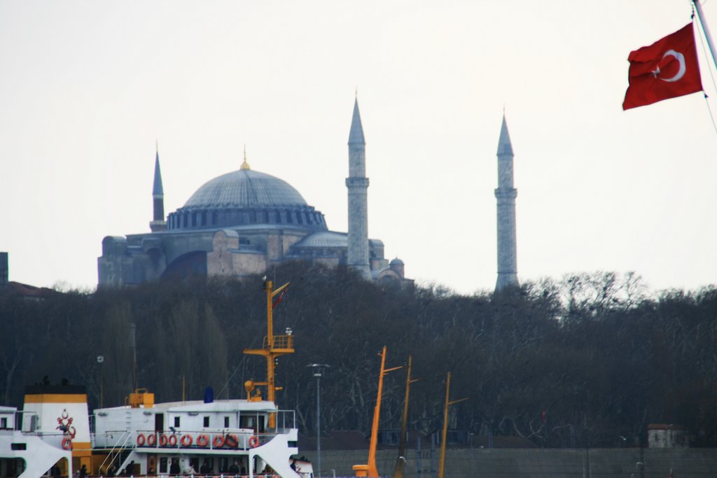 Santa Sofía (Aya Sofya) vist des de el Cuerno de Oro - Estambul by Roc Garcia-Elias