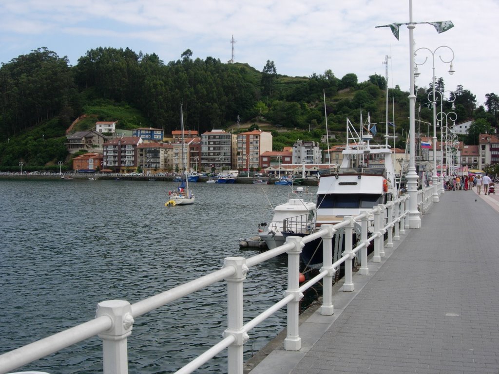 Ribadesella (Asturias) by batachas