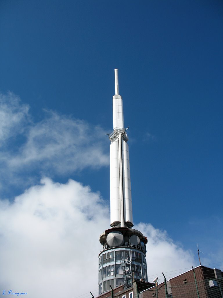 Puy de Dôme (3) by Ludovic Pourageaux