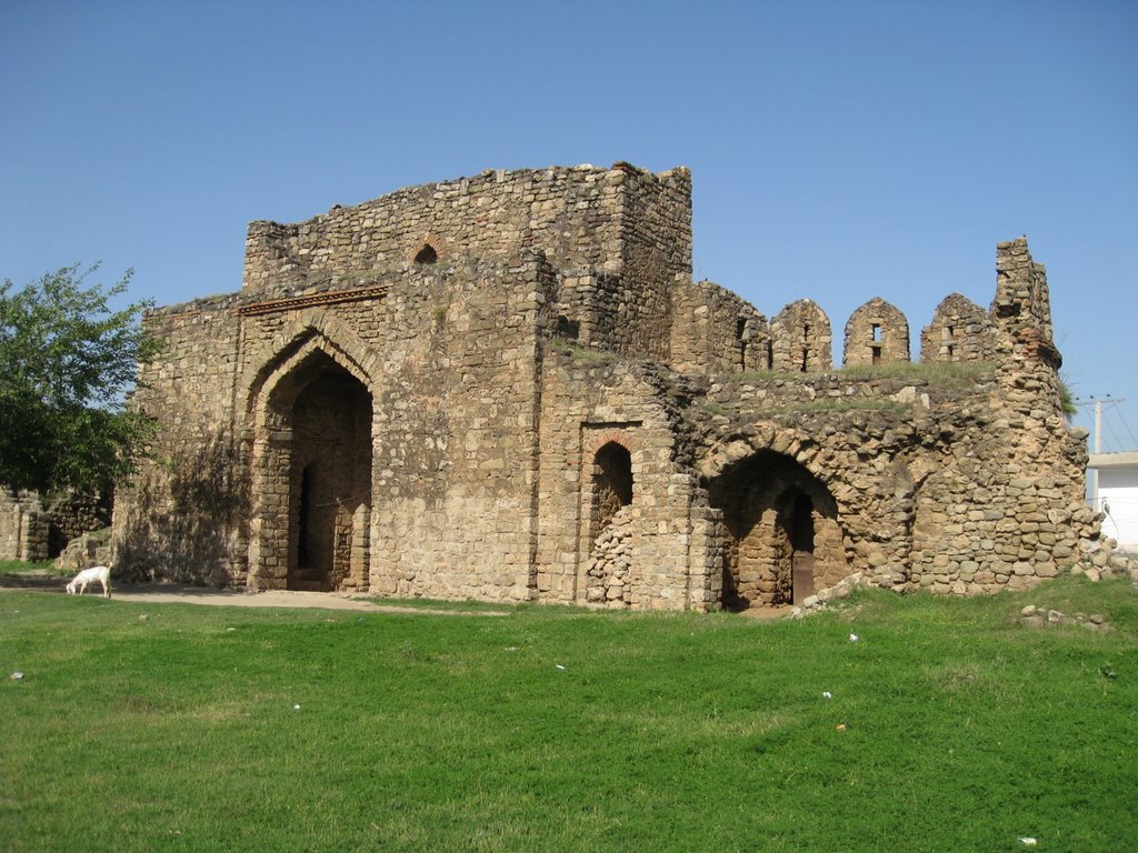 Rawat Fort Gate by Ammar Chaudhry