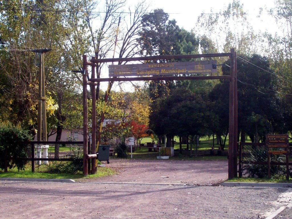 Camping Municipal - Azul - Argentina by El Ciri