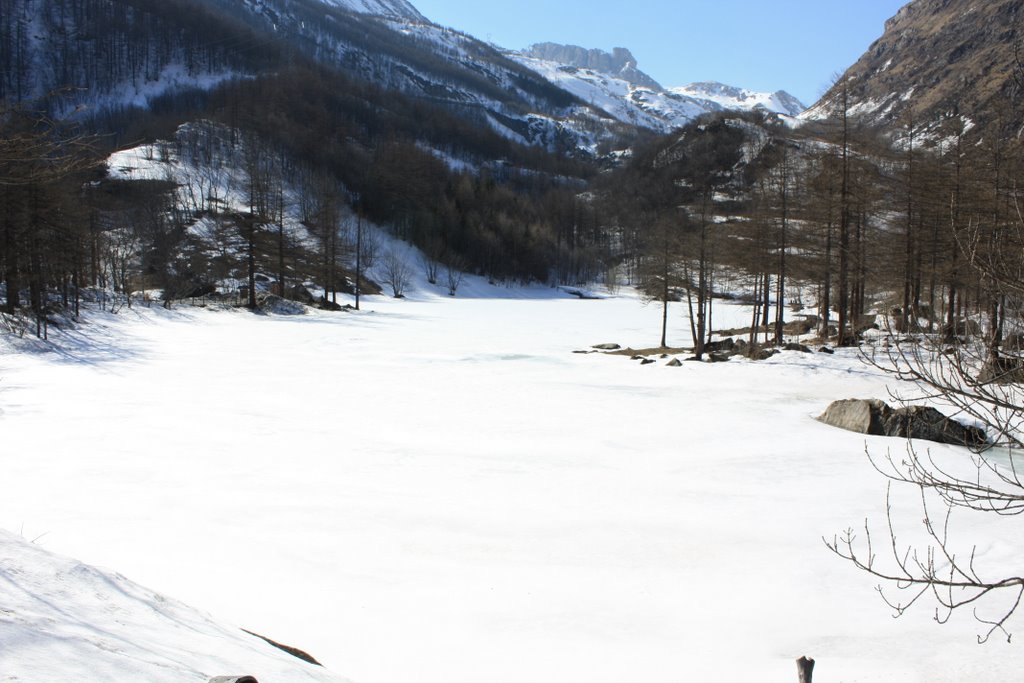 Lago della ferrera by padewa