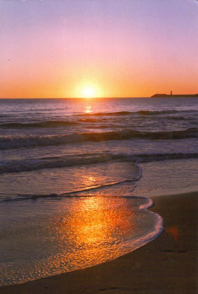 Amanecer en Playa Grande, 1981 by Jose Salvador