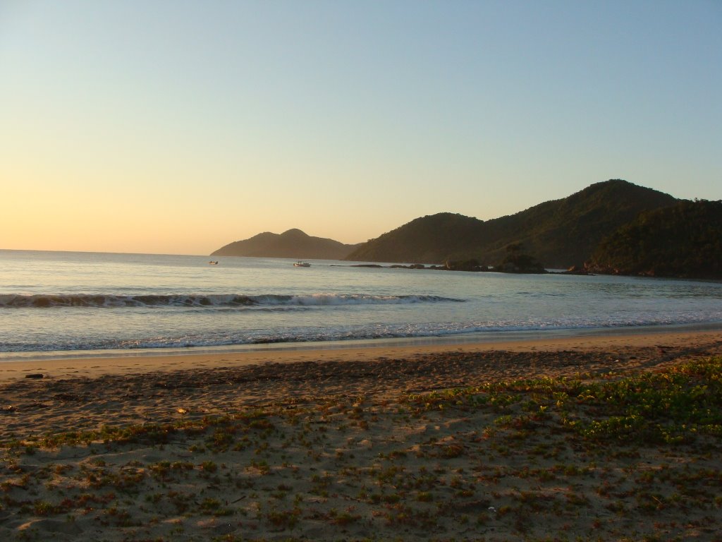 Castelhanos, Ilhabela - SP, Brazil by Bruno Rocha