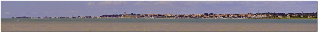 Vue de Fouras depuis Port des Barques Charente Maritime by FG-D300