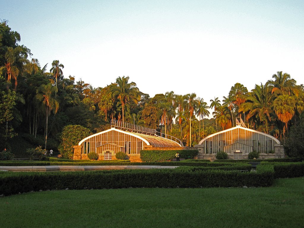 Jardim Botânico - Estufas (Greenhouses) by Henrique Granado