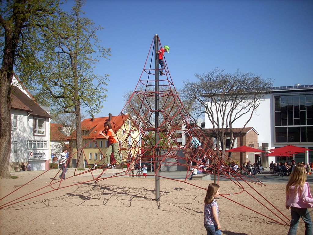 Spielplatz in Nürtingen by Lothar Wiese