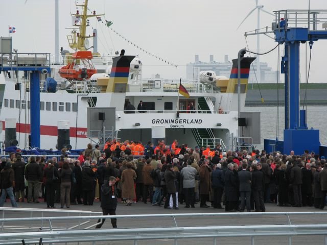 9979 Eemshaven, Netherlands by Thomas Faase