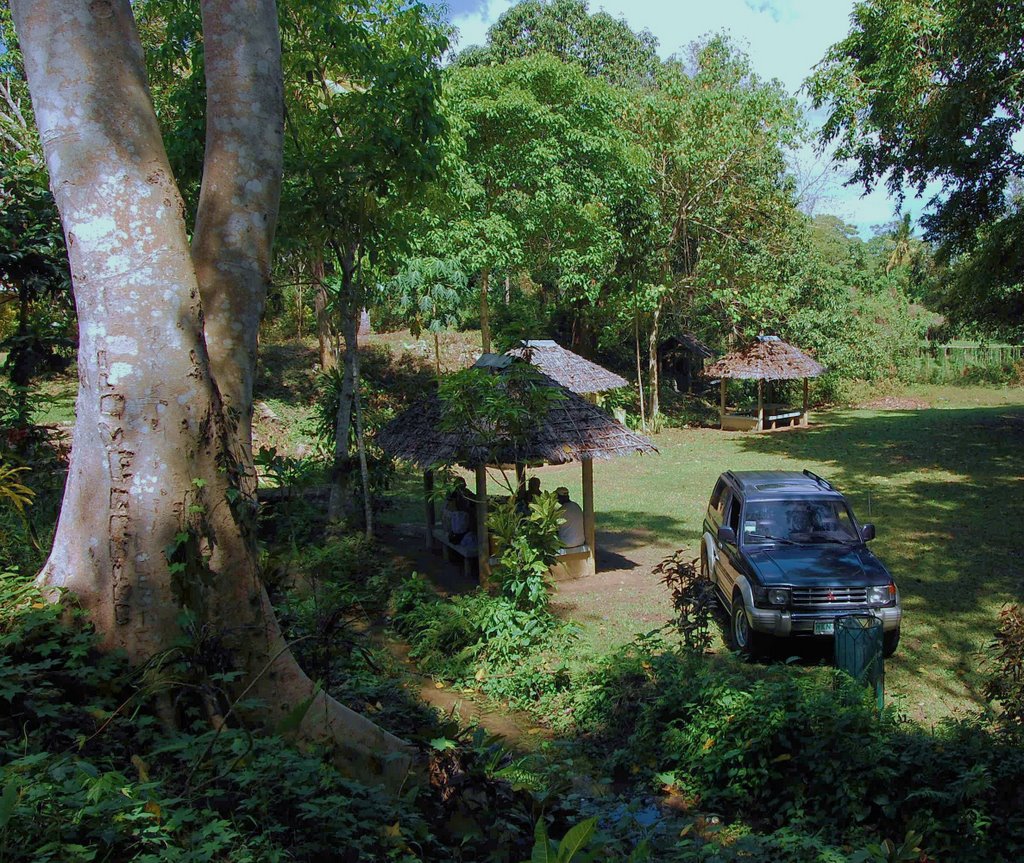 Cacupangan Caves Resort Picnic Area by bobg