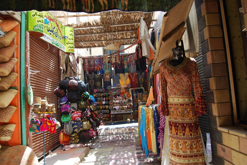 Souk Aswan by brunoantibes