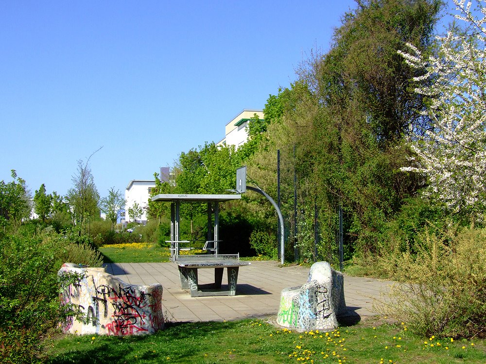 Sitzgruppe,Tischtennis, Volleyball und Pavillon by www.fotograf1.npage.de