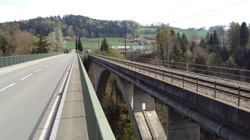 Schwarzwasser Brücke by Karsten Schubert