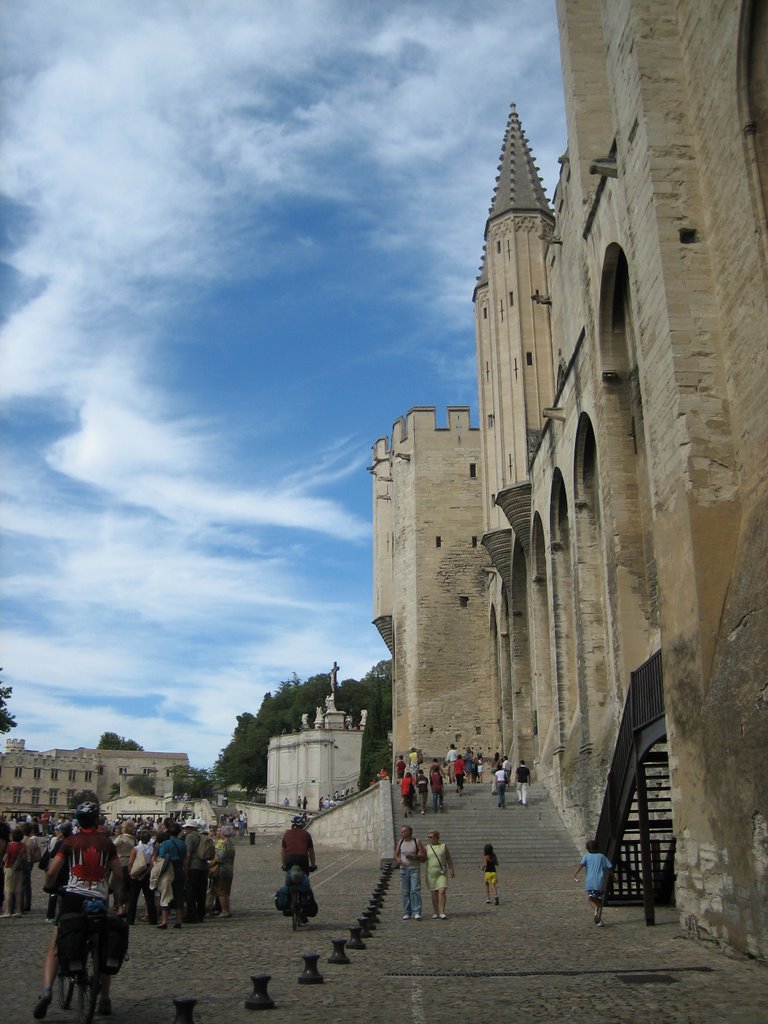 Avignon - Palais des Papes by kevbo631229