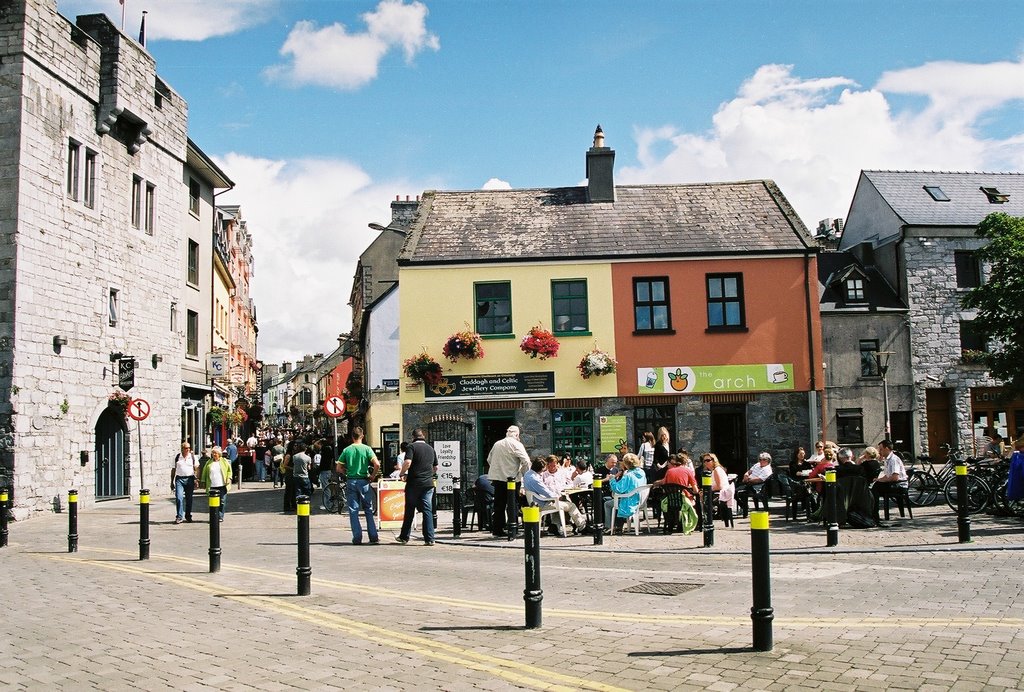 Quay street by iga potocka