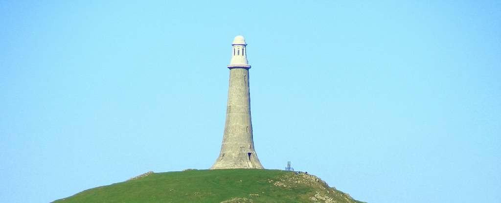 Hoad Monument (from Victoria Square) by Bryan Southward