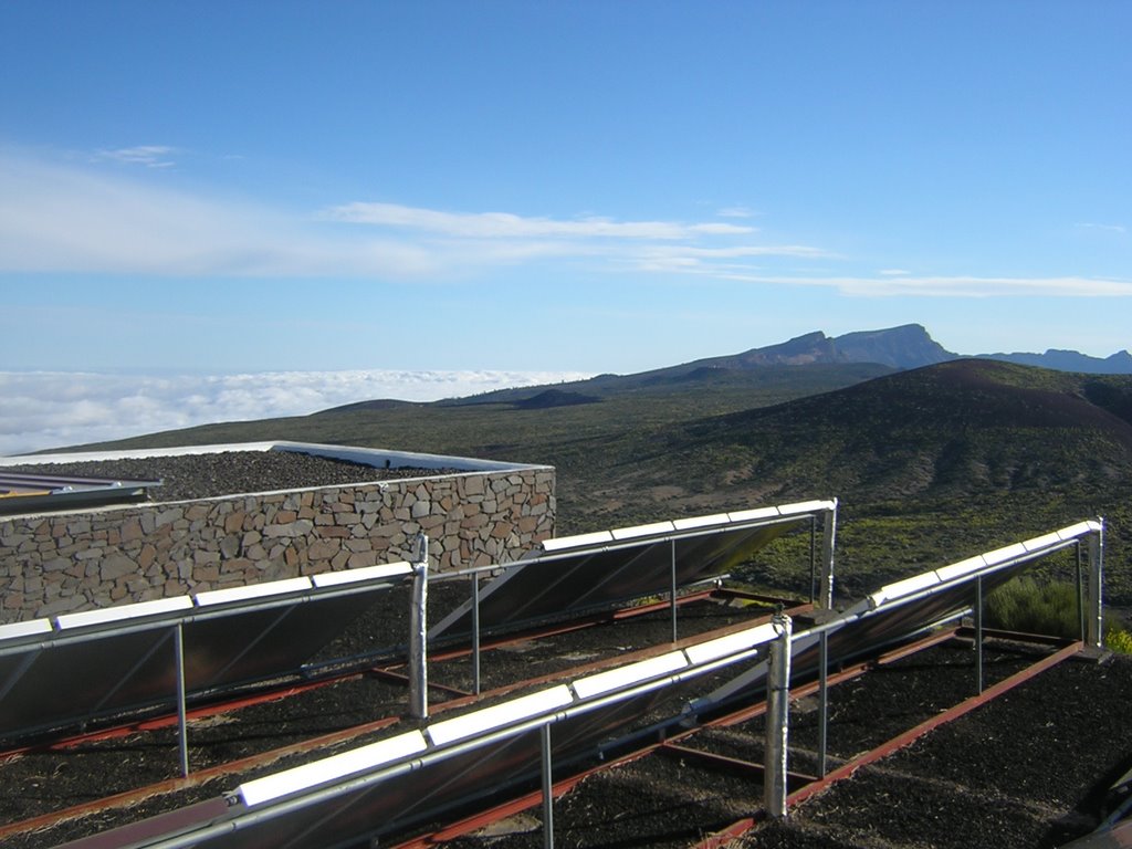 Volcán de Fasnia y Guajara desde el observatorio de Izaña by Bubango