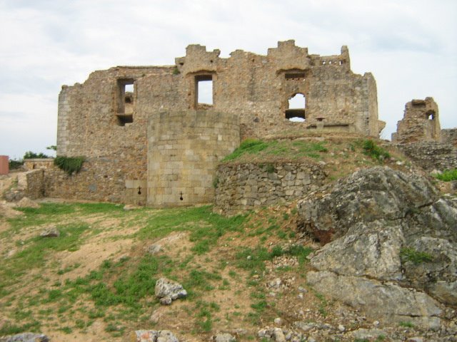 Castelo de Castelo Rodrigo by Gregorini