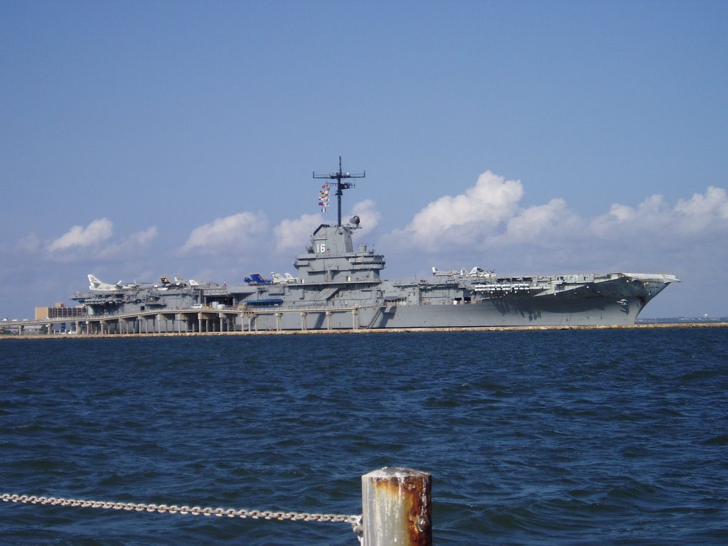 USS Lexington (CV/AVT-16) by Berlin_Brigade