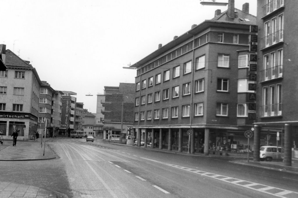 Gießen - Marktstraße (1971) by Siegfried Träger