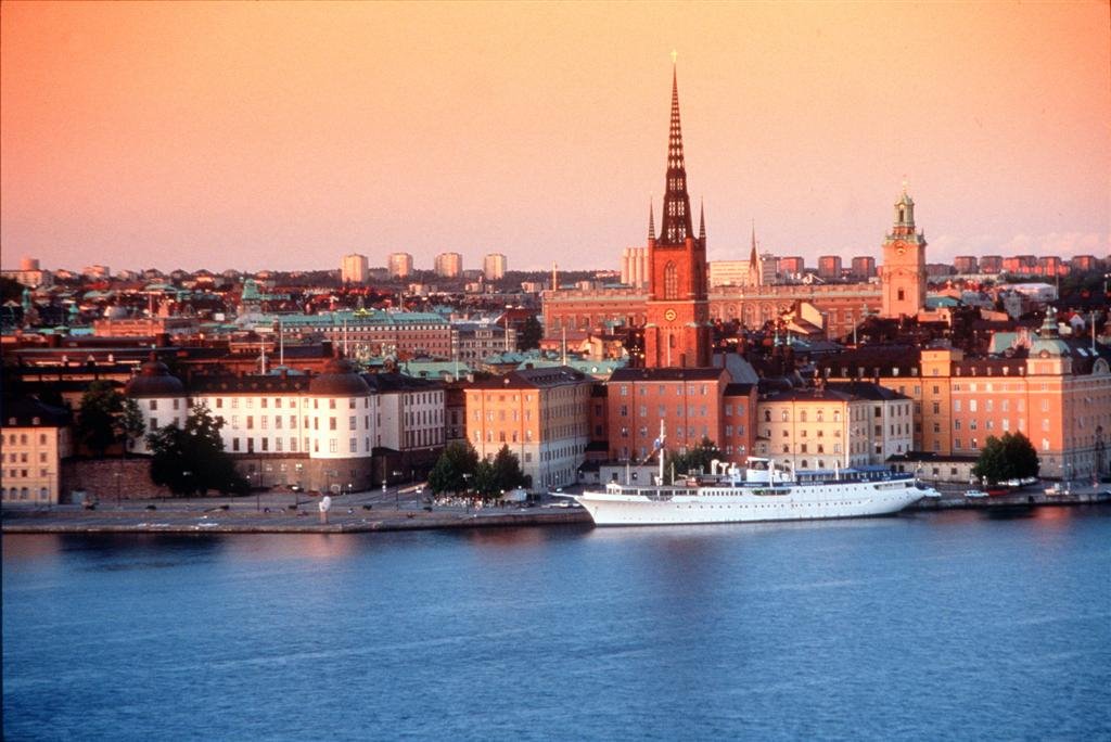 Riddarholmen, Stockholm, Sweden 斯德哥尔摩骑士岛 瑞典 by 北欧旅游局 www.beiou.org