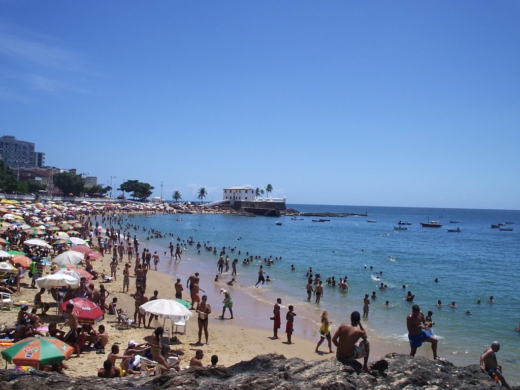 Praia do Porto da Barra by paloma_braga1