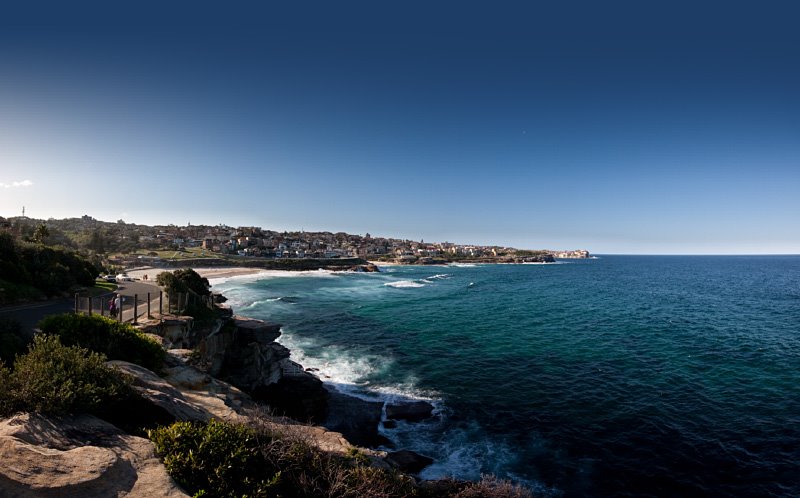 Bronte Beach (Sydney, Australia) by Marian Montsko