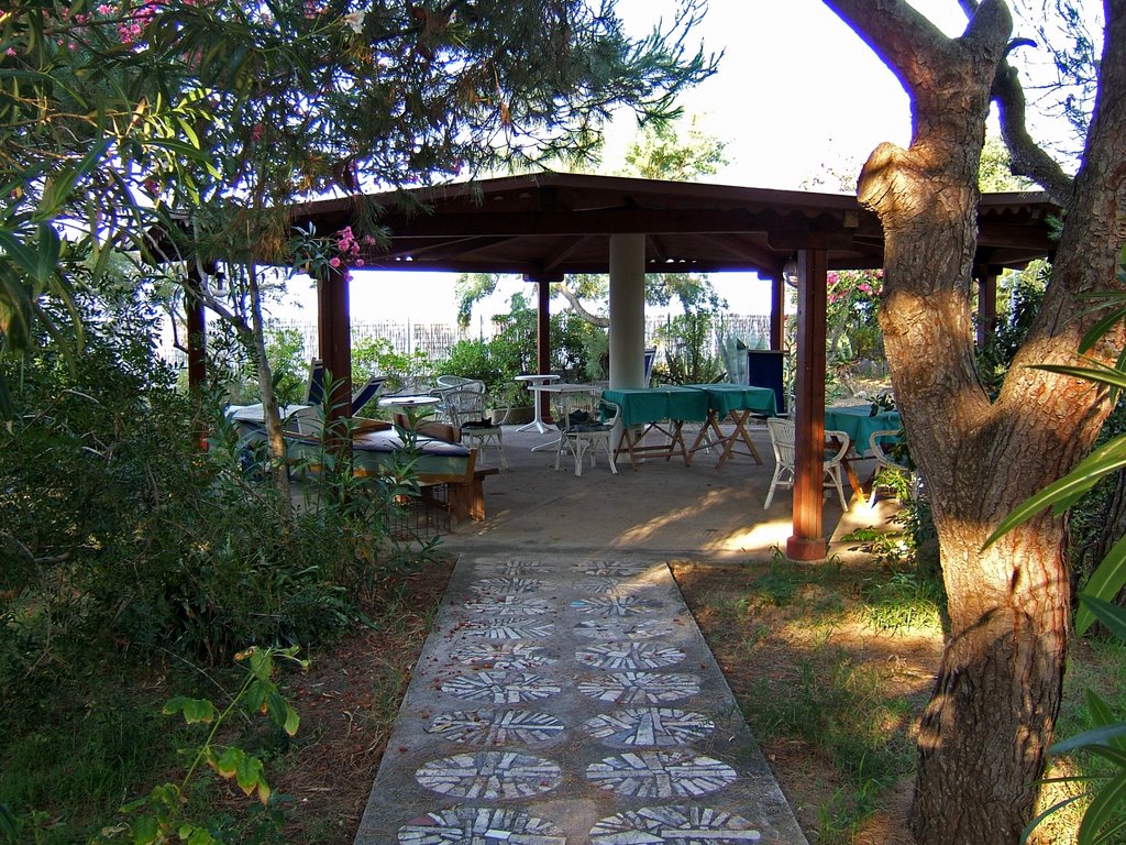 Hotel Fiorelle - il gazebo (2005) by Barchester