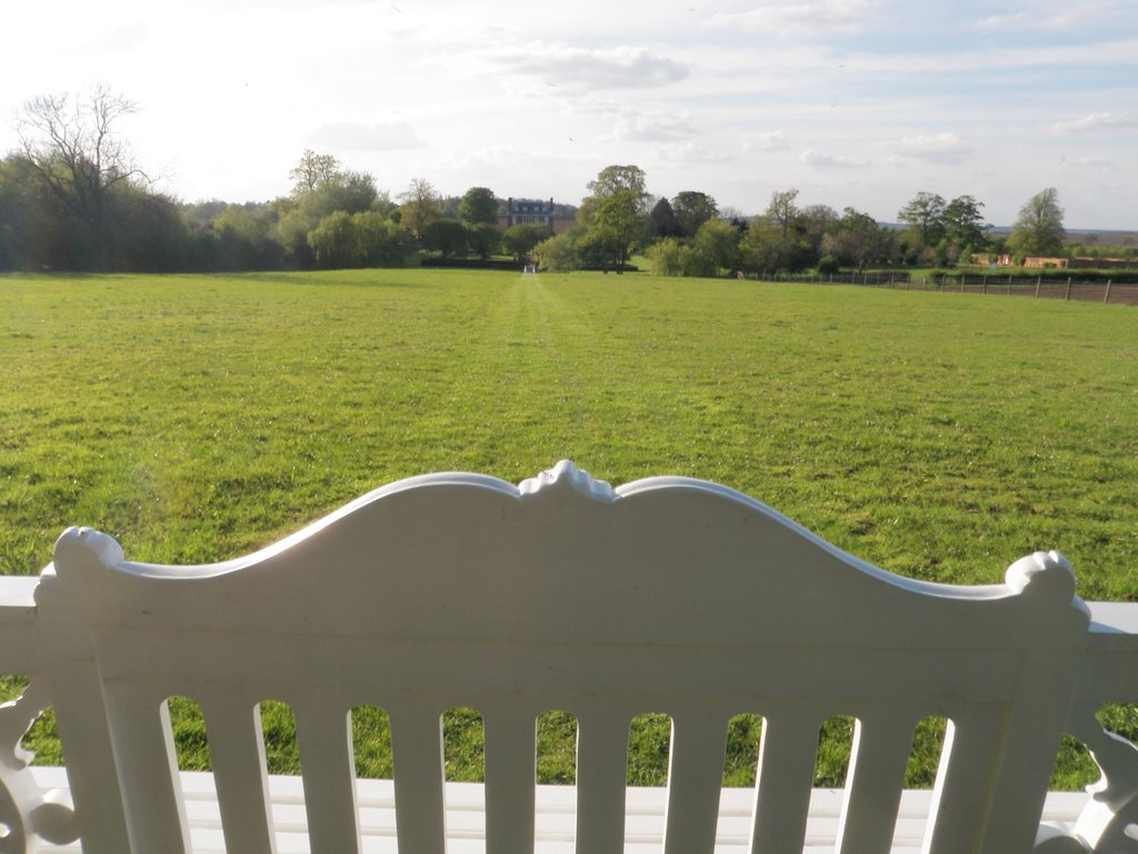 No snow bench by ampthillmark