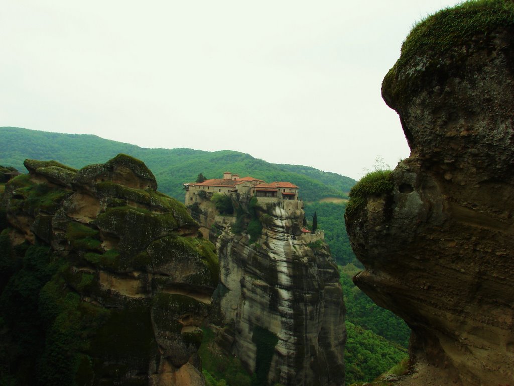 Meteora_Varlaam monastery_2 by gk75