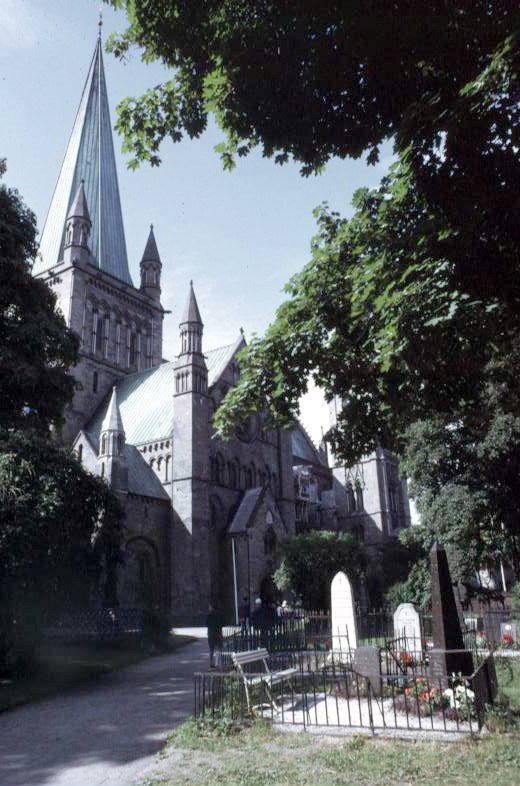 Trondheim - la cathédrale Nidaros by Carré