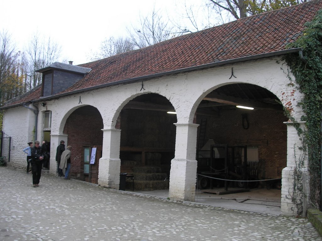 Rouge cloître stable by marcewa