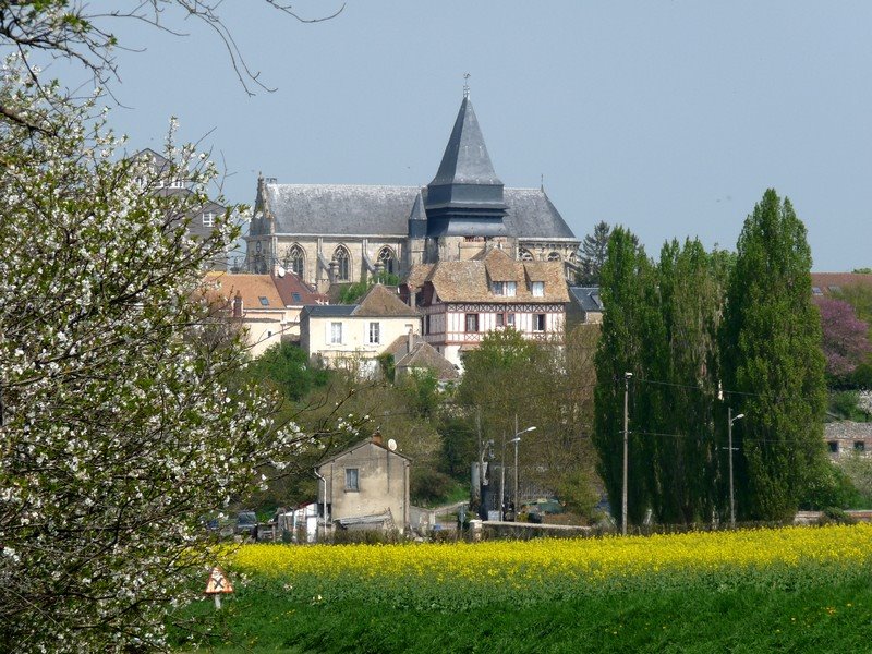 Eglise Houdan by kleretnet