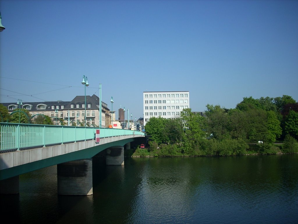 Mülheim an der Ruhr Schloßbrücke April 2009 by DortmundWestfalica