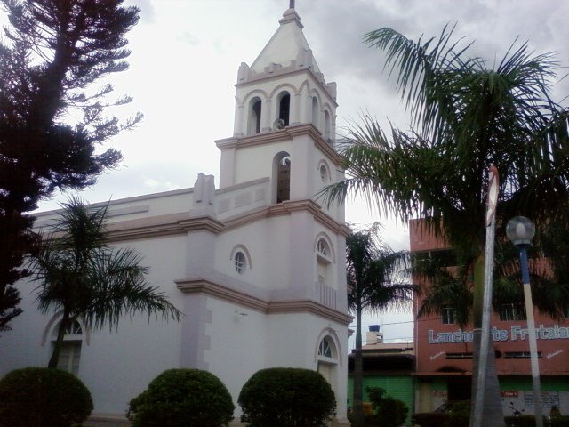 IGREJA MATRIZ - CENTRO - PORTEIRINHA - MG (09) by Rômulo Henok