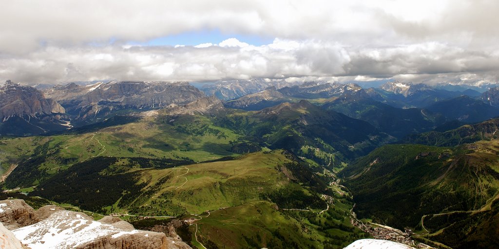 Valley Livinallongo by bobjarda57