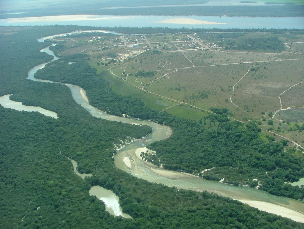 Voo sobre Roraima, IGEO, HYDROS, rio Cauamé ao fundo o rio Branco by Roberto Carlos Calef…