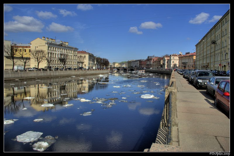 Russia, St. Petersburg, река Фонтанка by Gleb Drapkin