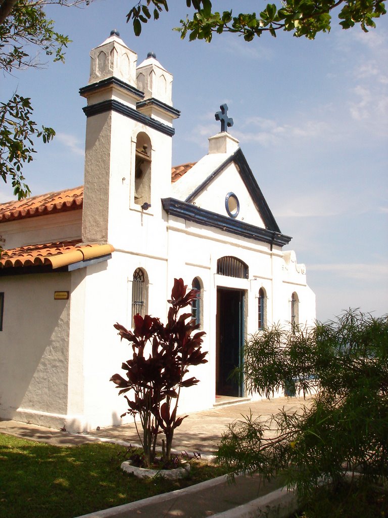 Capela de Sta. Bárbara - Niterói by Luiz Felipe Fernande…