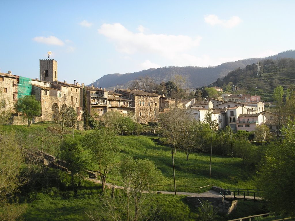 Santa Pau by Juan Mª Torres