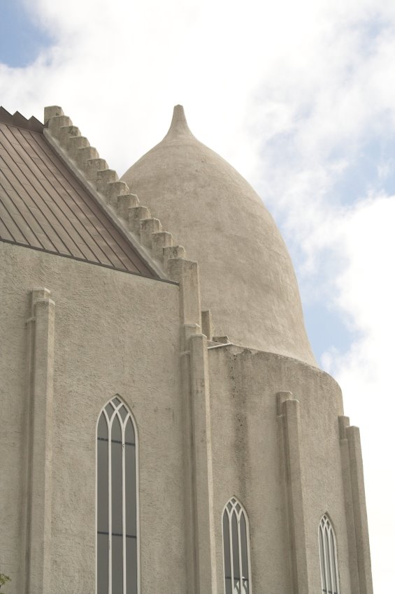 Hallgrímskirkja by DailyAtheist