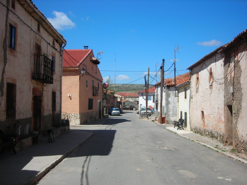 Calles del pueblo. Abril de 2006 by viajeroandaluz