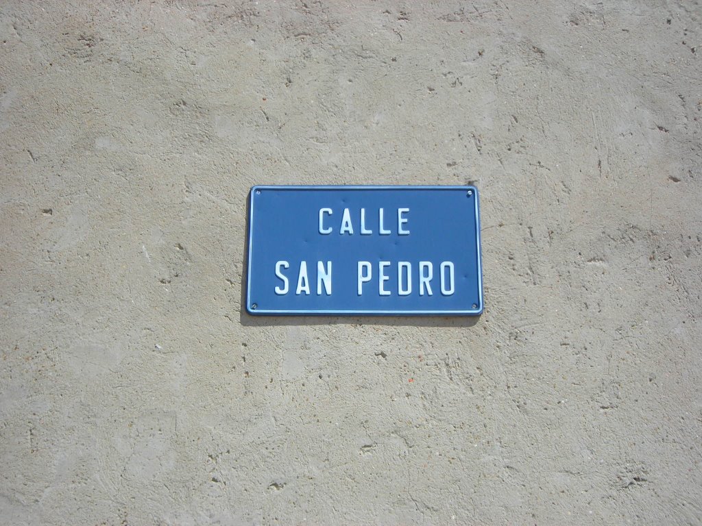 Calle San Pedro de Cantalojas. Abril de 2006 by viajeroandaluz