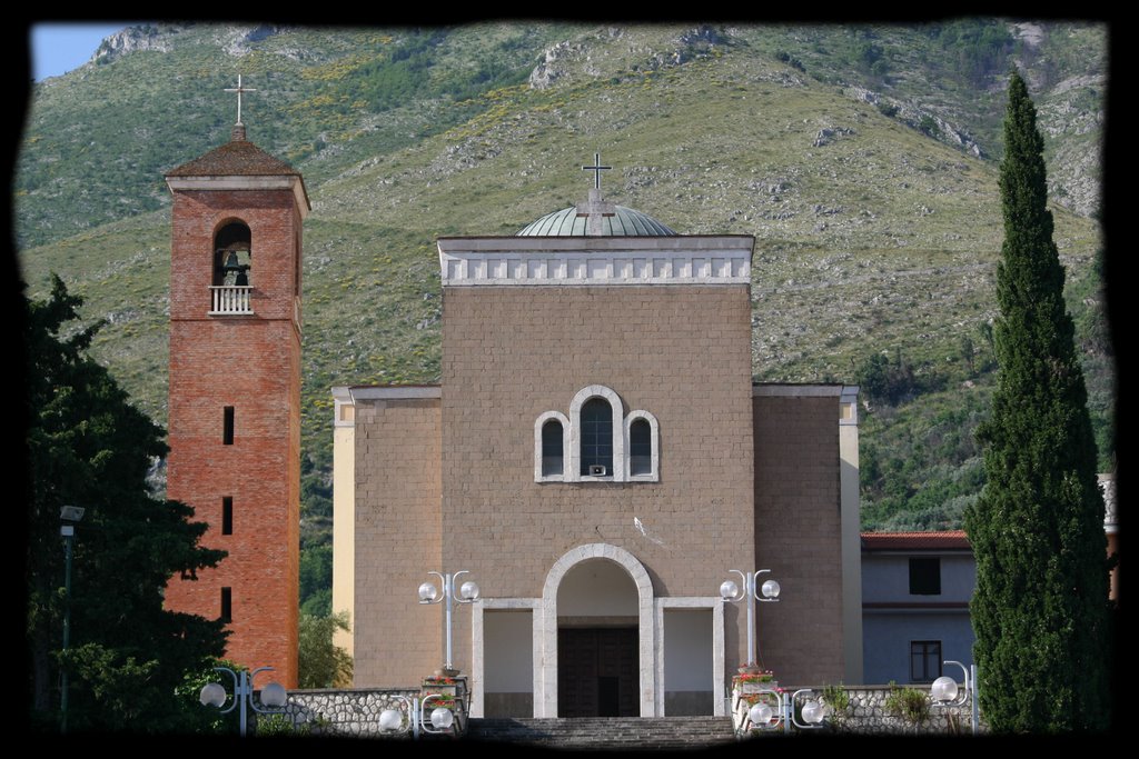 San Pietro Infine (chiesa di S. Nicola) by Lino Fuoco